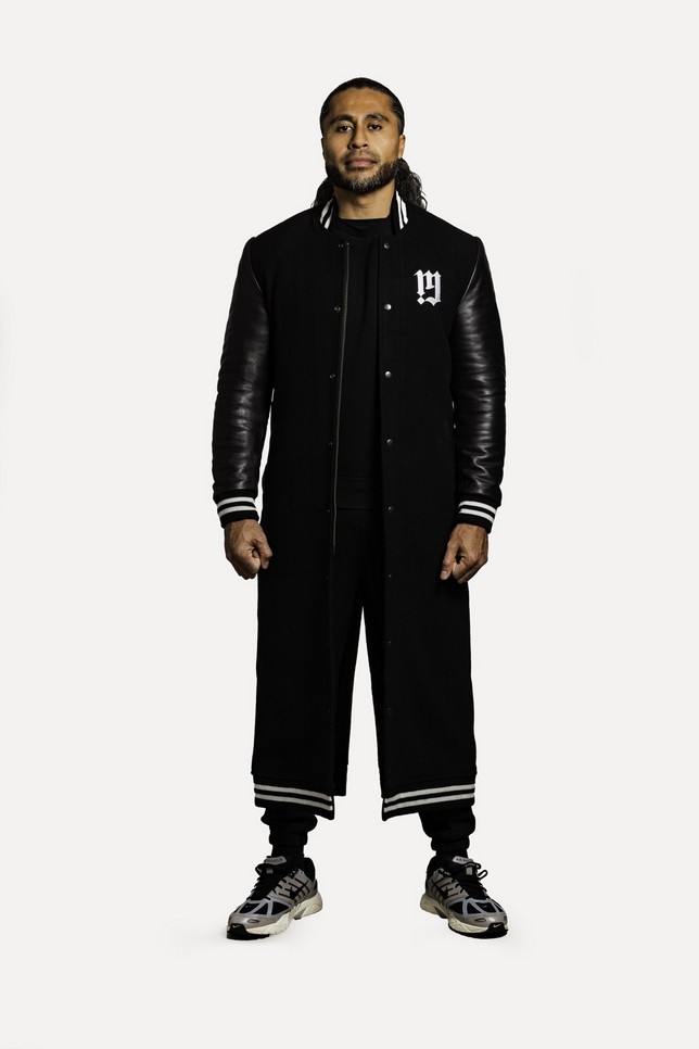 Fysiek MATAGI varsity long coat sample op model